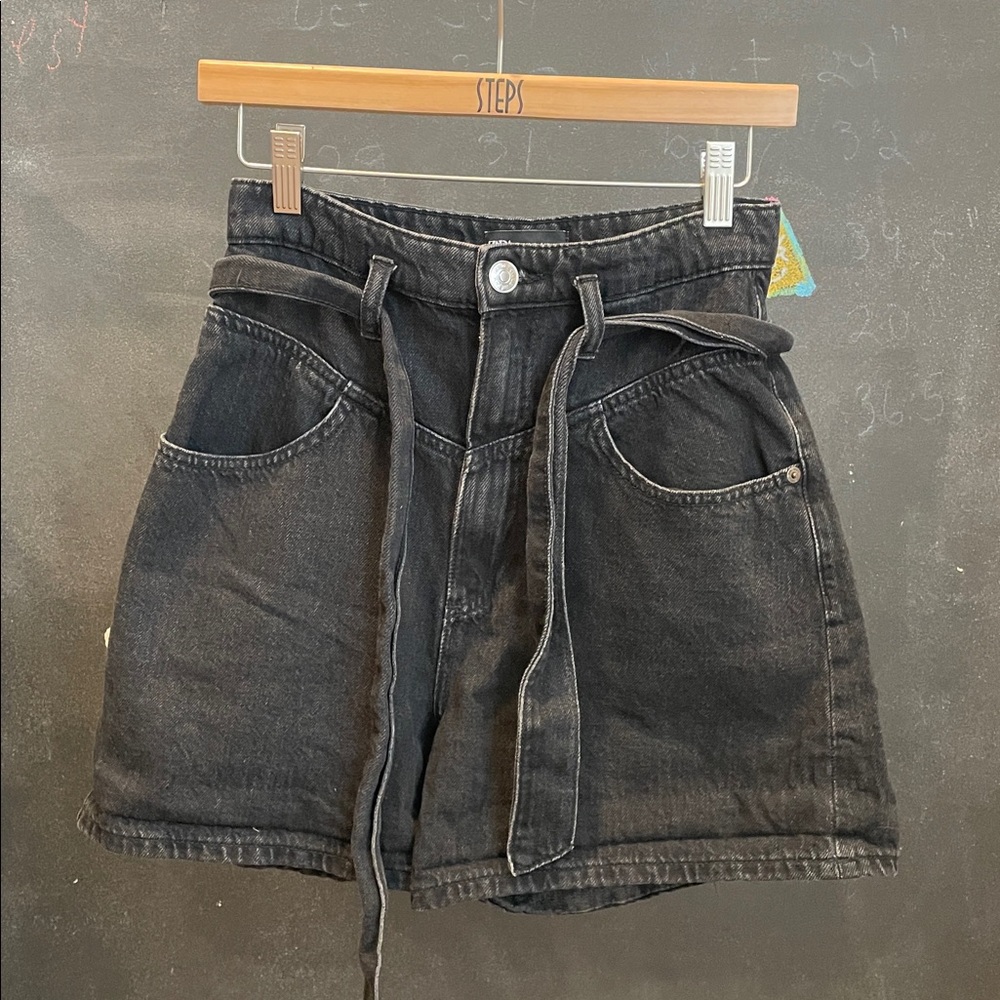 Zara super high rise denim shorts Size 4